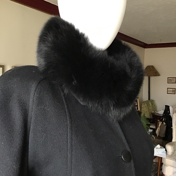 London Fog %100 wool long coat - Picture 8 of 16